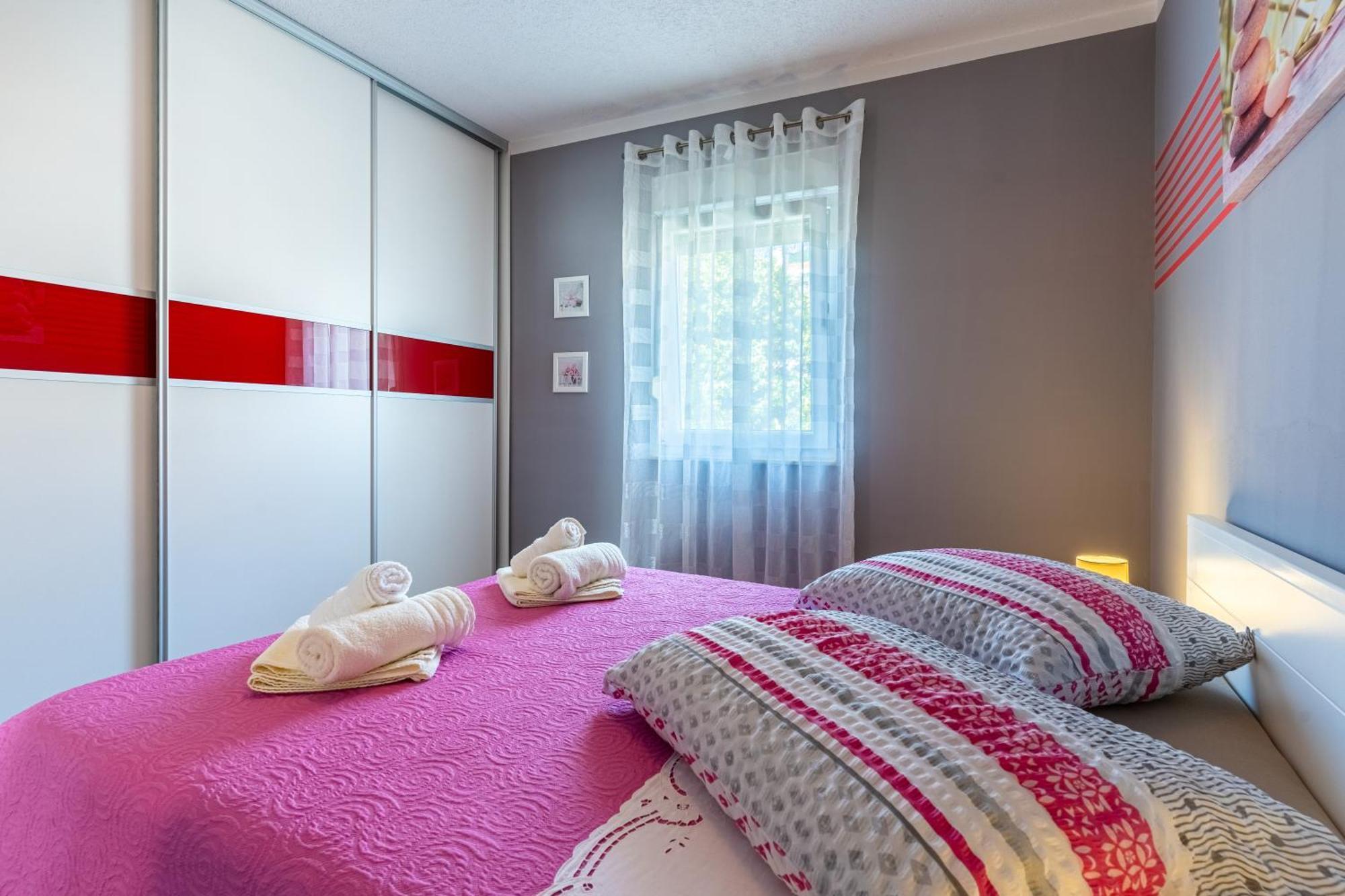 Apartman Laura Cres Eksteriør billede