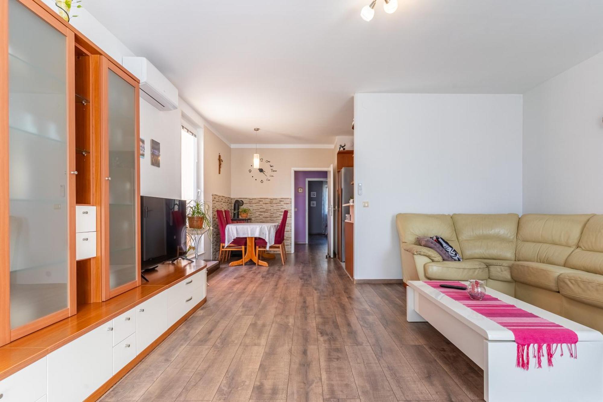 Apartman Laura Cres Eksteriør billede